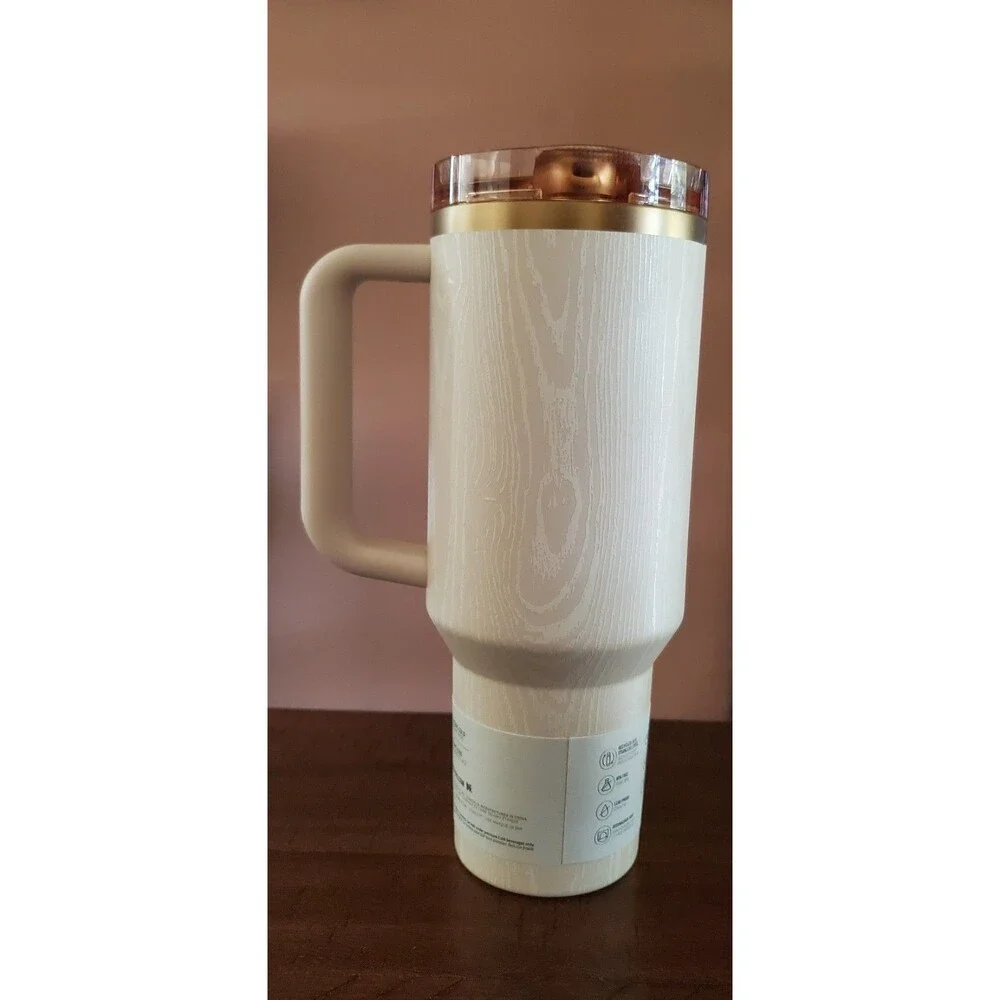 NEW Stanley 40 oz Flip Straw Quencher Tumbler LIMITED EDITION Birch Woodgrain